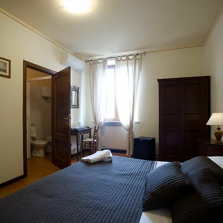 Gli Archi فندق مبيت وإفطار 2*