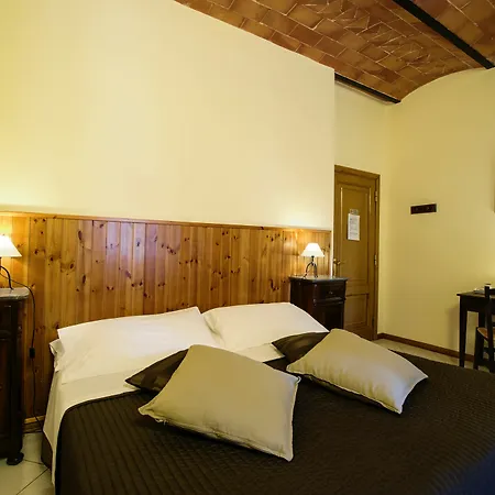 فندق مبيت وإفطار Gli Archi سيينا