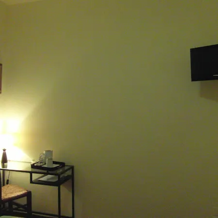 فندق مبيت وإفطار Gli Archi 2*