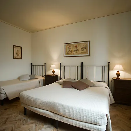 فندق مبيت وإفطار Gli Archi سيينا